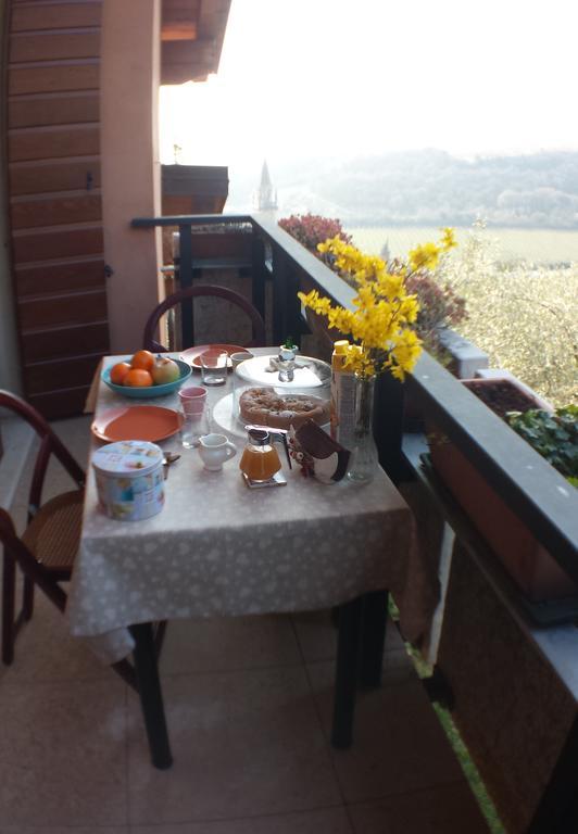 Olivella Acomodação com café da manhã Mezzane di Sotto Exterior foto
